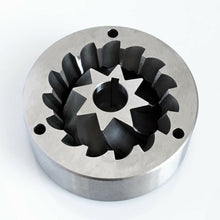 Laden Sie das Bild in den Galerie-Viewer, Replacement grinding burrs for espresso machines - Coffeesection
